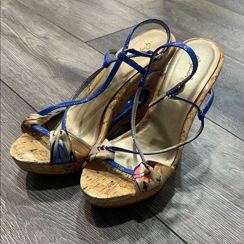 Qupid Floral Blue and Tan Wedges